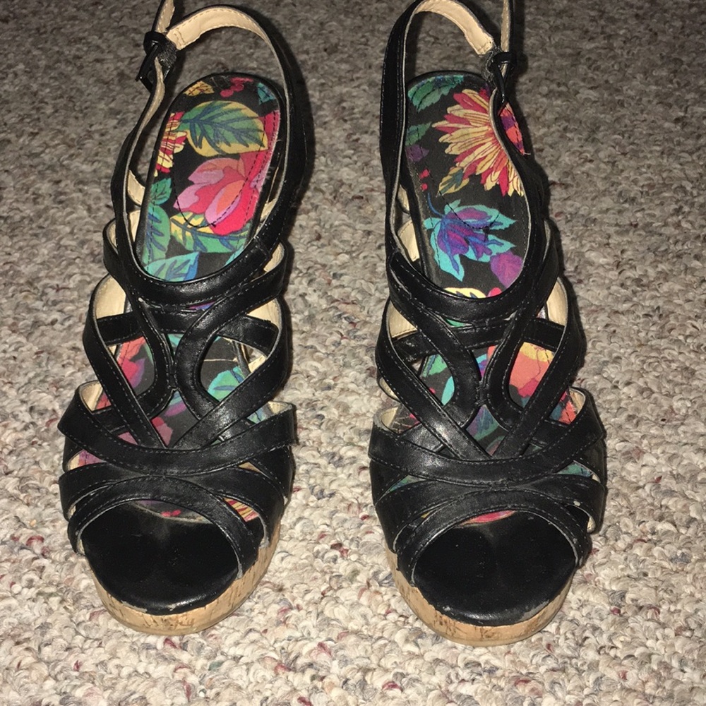 Black strapped cork wedges